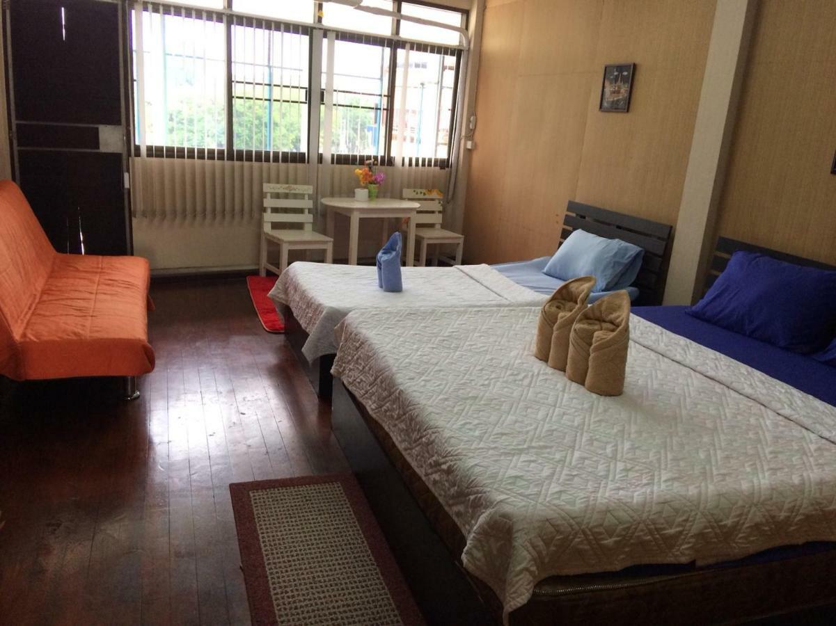 Changphuakgate Guesthouse Csiangmaj Kültér fotó