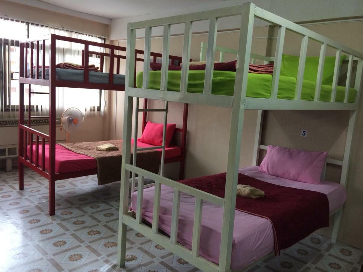Changphuakgate Guesthouse Csiangmaj Kültér fotó